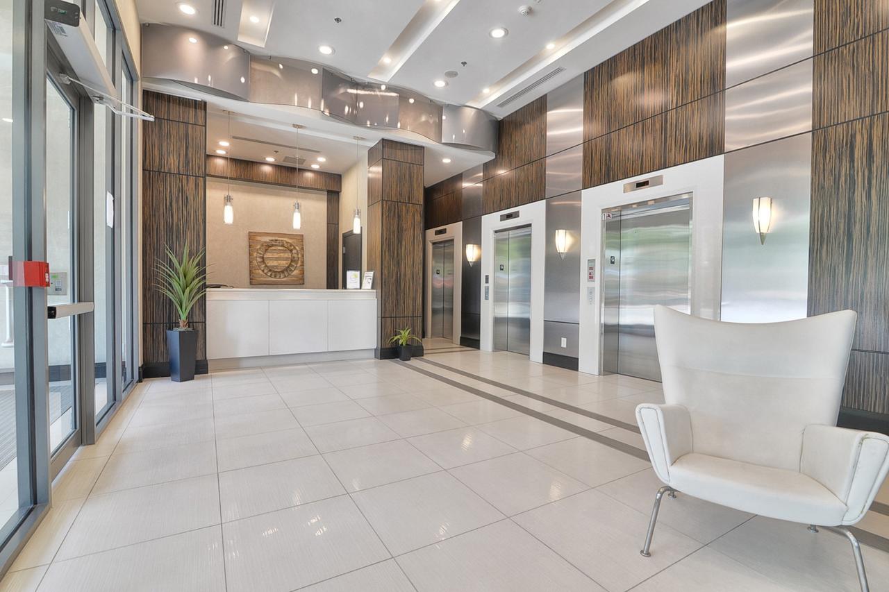 Napa Furnished Suites At Cn Tower & Maple Leaf Square Toronto Eksteriør billede