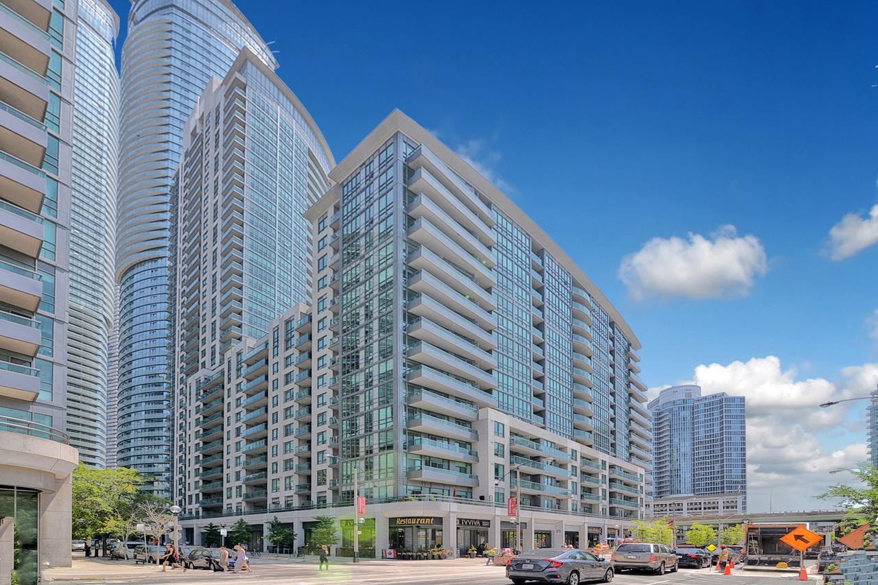 Napa Furnished Suites At Cn Tower & Maple Leaf Square Toronto Eksteriør billede