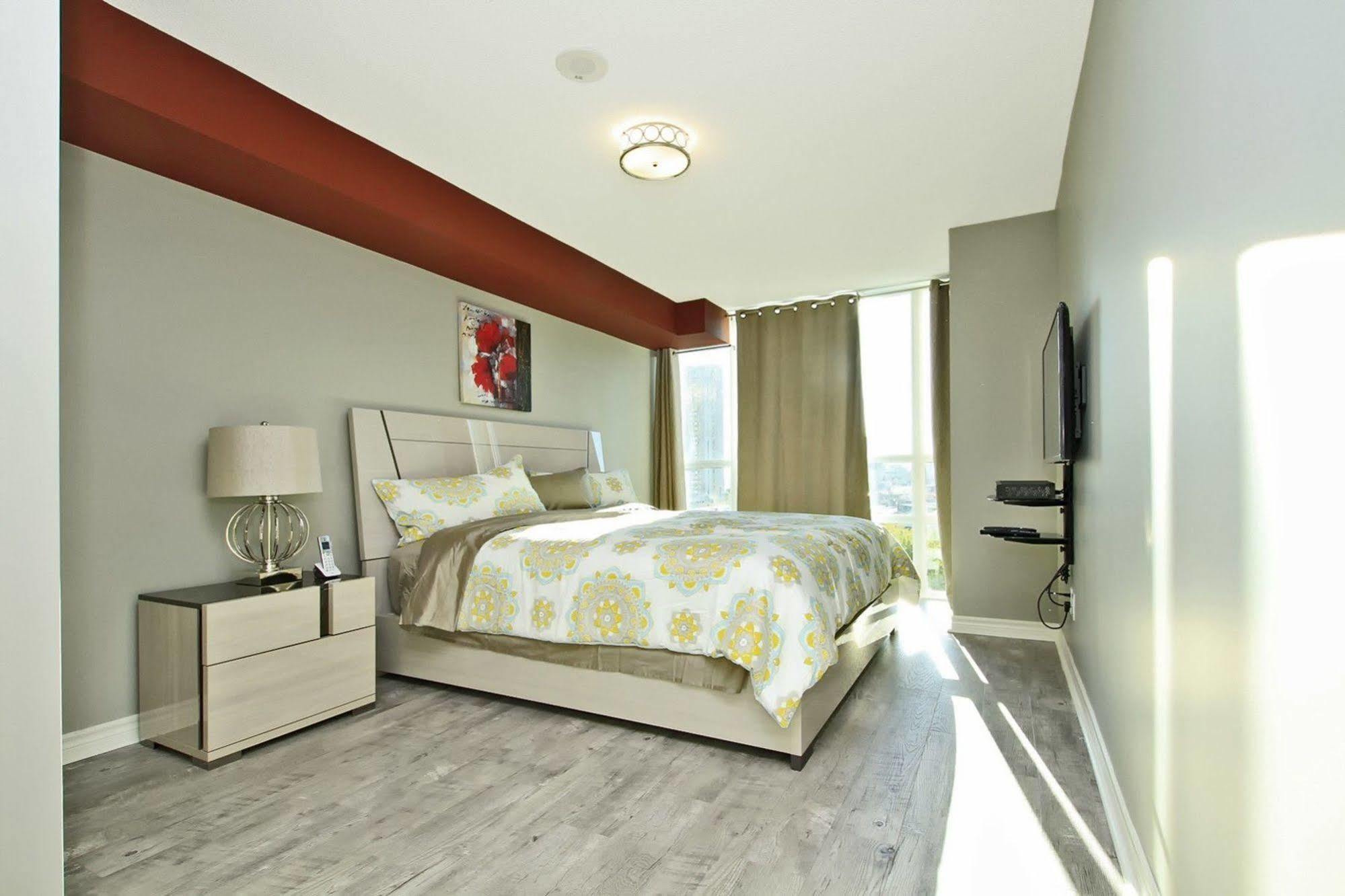 Napa Furnished Suites At Cn Tower & Maple Leaf Square Toronto Eksteriør billede